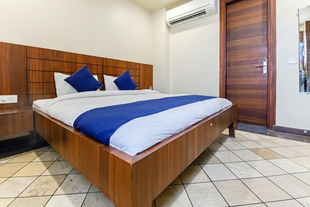 Fabexpress Marigold I Otel Yeni Delhi Dış mekan fotoğraf