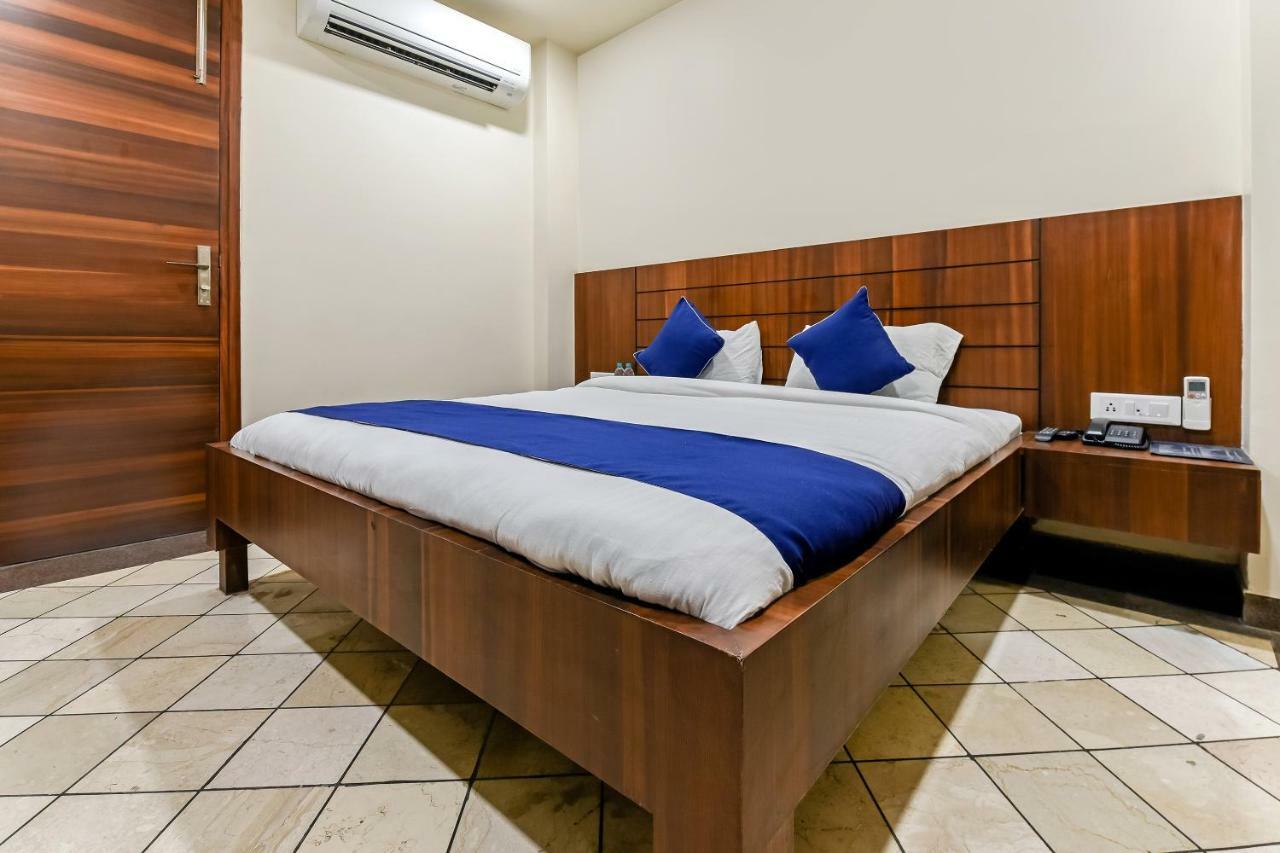 Fabexpress Marigold I Otel Yeni Delhi Dış mekan fotoğraf